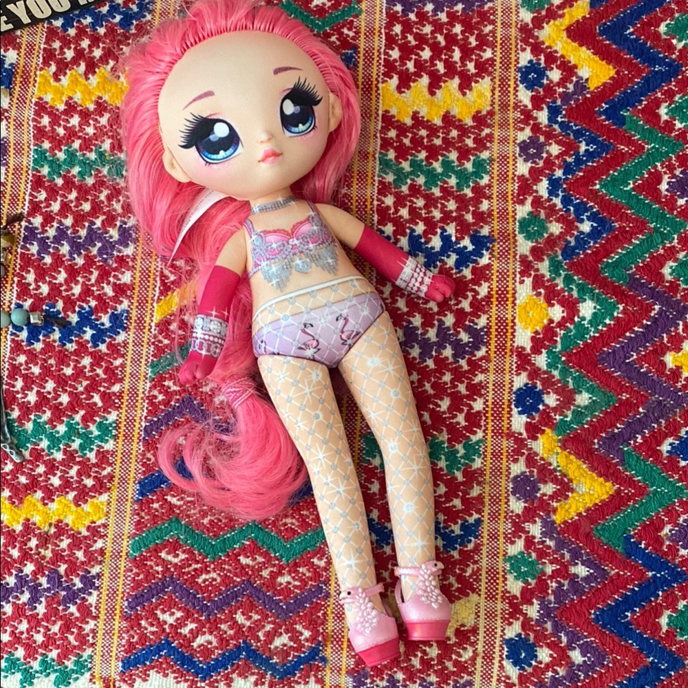FREE Na! Na! Na! Surprise Teen Doll